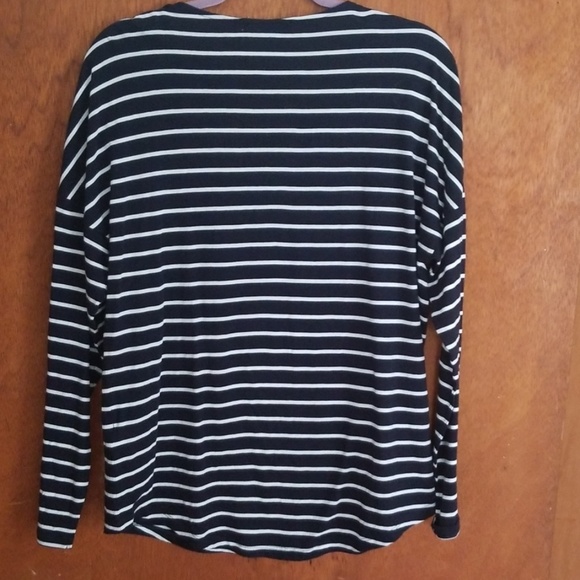 NWOT Tommy Hilfiger navy  striped T.  Size L - Picture 4 of 4
